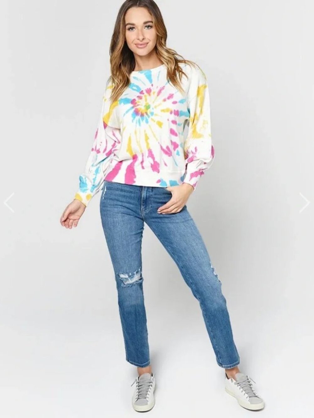 SAYLOR  Lilah Tie Dye Sweatshirt Small Rainbow